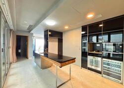SilverSea (D15), Condominium #574136251